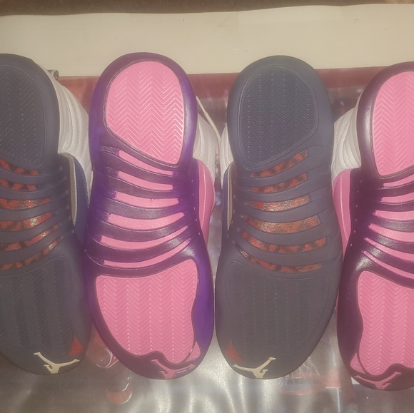 Custom jordan retro 12. Size 11. - Picture 5 of 9